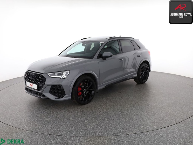 Audi RSQ3
