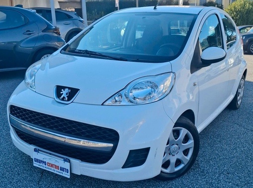 Peugeot 107 2011