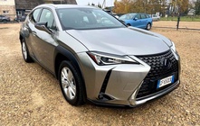 Lexus UX 2021