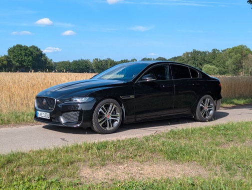 Jaguar XE 2020