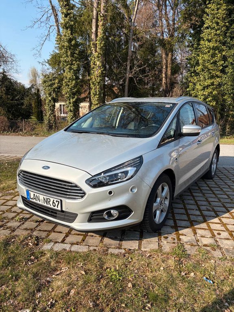 Ford S-Max