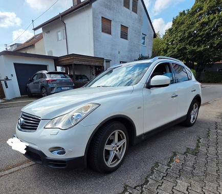 Infiniti EX30 2013