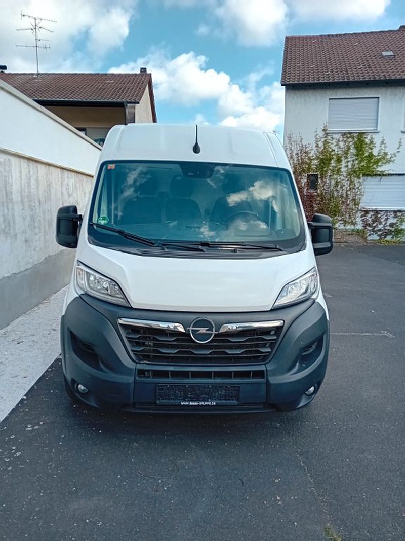 Opel Movano