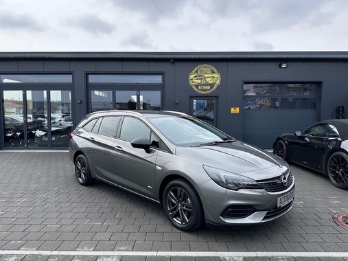 Opel Astra 2022