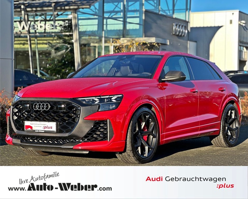 Audi RSQ8