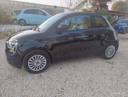 Fiat 500 2025
