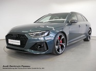 Audi RS4 2023