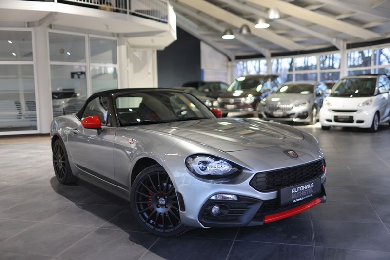 Abarth 124 Spider