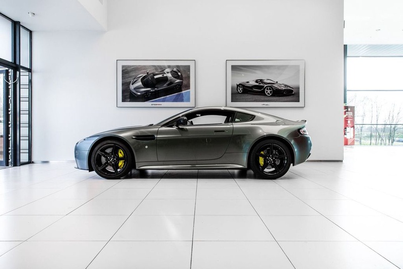 Aston Martin Vantage