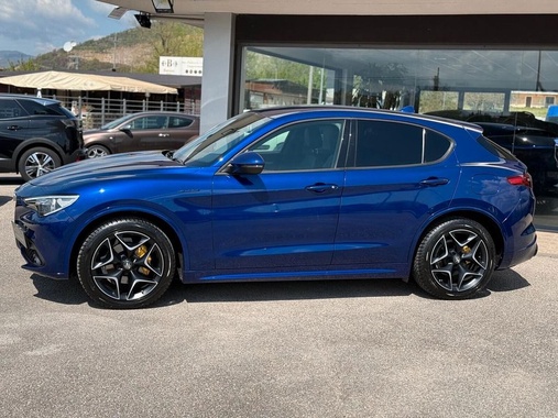 Alfa Romeo Stelvio 2021