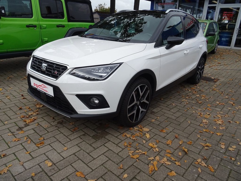 Seat Arona