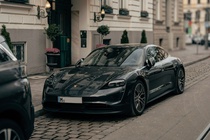 Porsche Taycan 2021