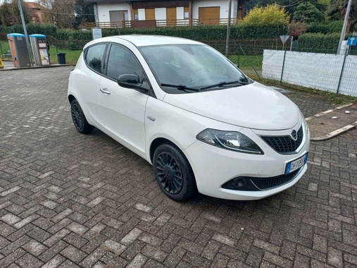 Lancia Ypsilon 2022