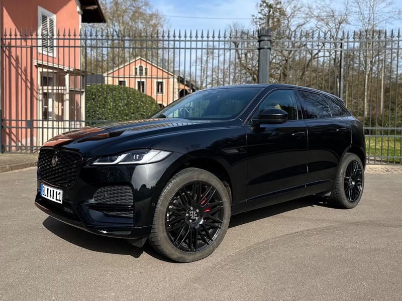Jaguar F-Pace