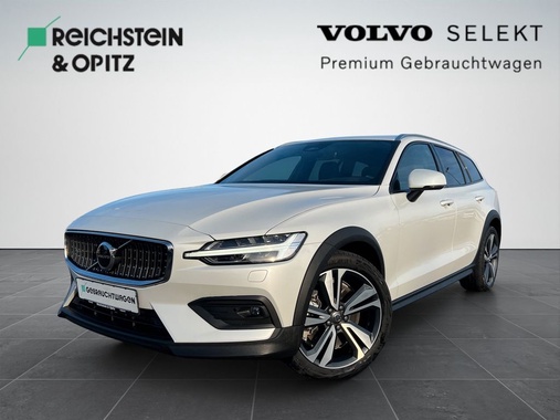 Volvo V60 2024