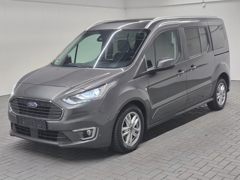 Ford Grand Tourneo