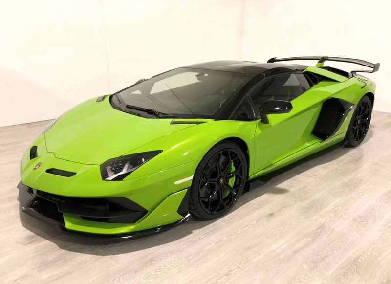 Lamborghini Aventador