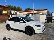 Tesla Model X 2022