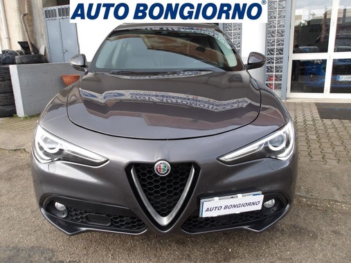 Alfa Romeo Stelvio 2017