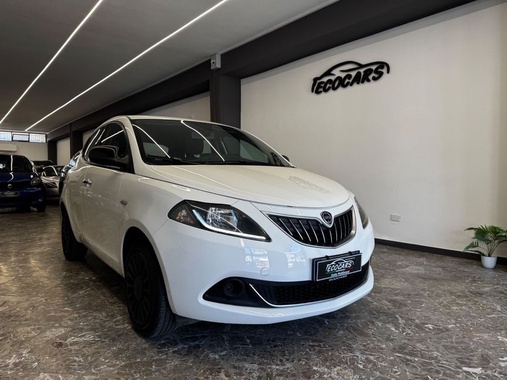 Lancia Ypsilon 2022