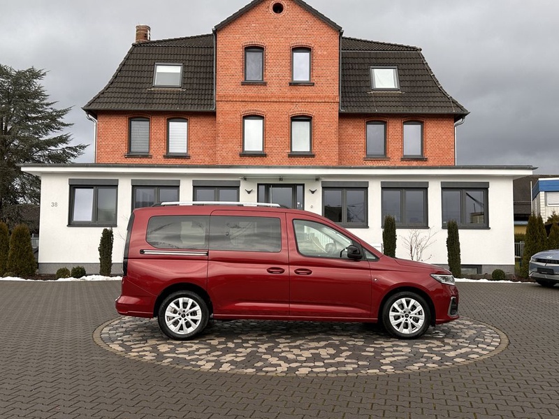 Ford Grand Tourneo