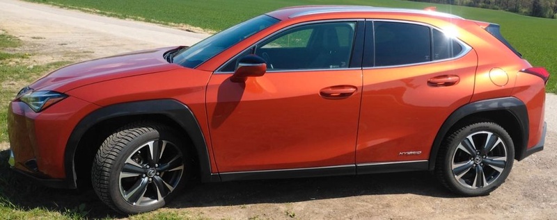 Lexus UX