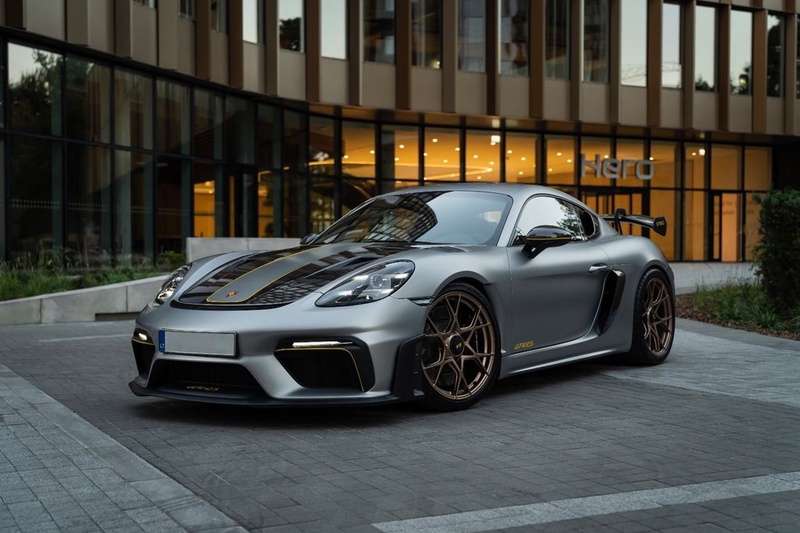 Porsche Cayman