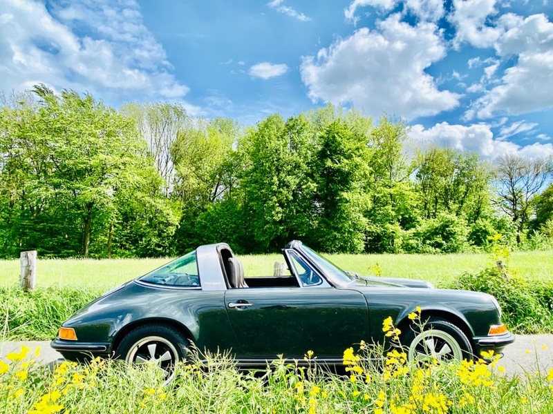 Porsche 964