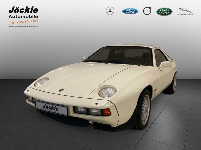 Porsche 928