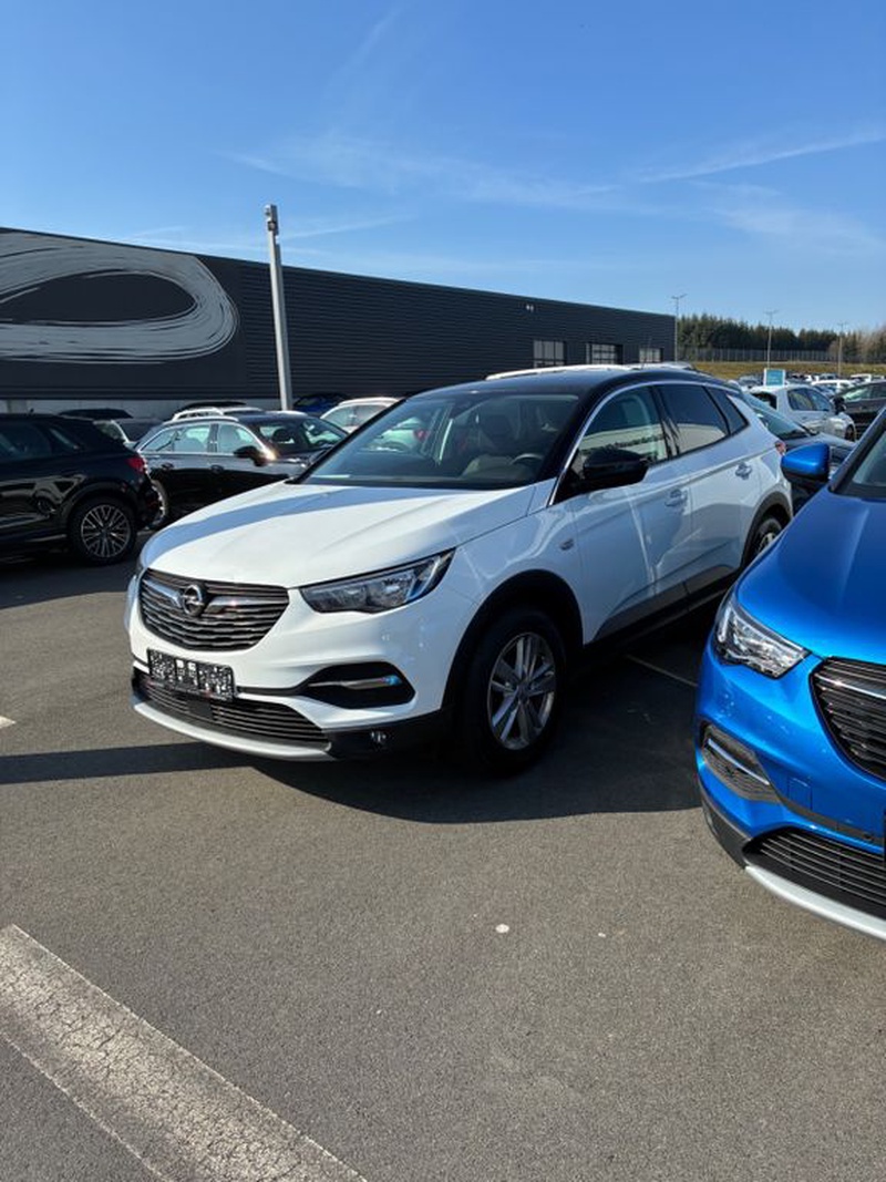 Opel Grandland