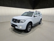 Nissan Pathfinder 2015