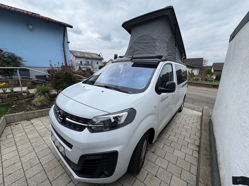 Opel Zafira 2024