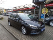 Opel Astra 2021