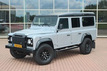 Land Rover Defender 2014