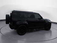 Land Rover Defender 2026