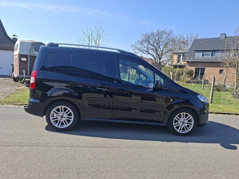 Ford Tourneo Courier