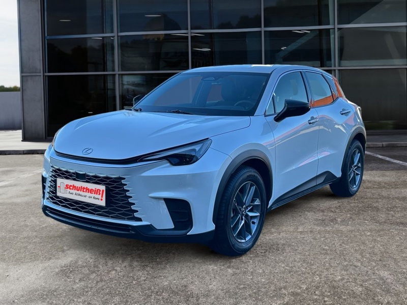 Lexus LBX
