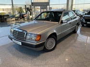 Mercedes-Benz E-Class 1991