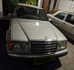 Mercedes-Benz 300 1992
