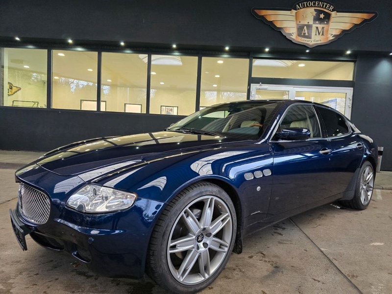 Maserati Quattroporte