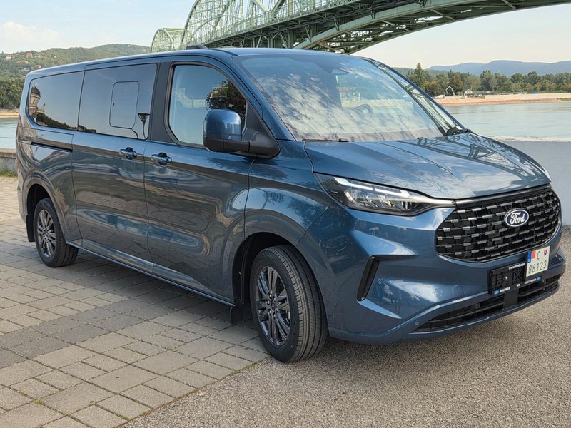 Ford Tourneo Custom