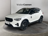 Volvo XC40 2025