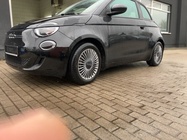 Fiat 500e 2023