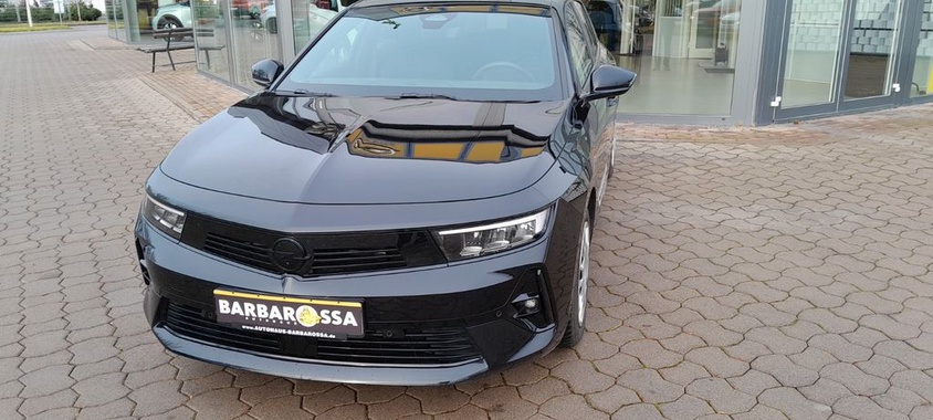 Opel Astra 2024