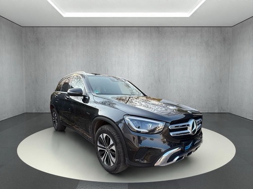 Mercedes-Benz GLC-Class 2021