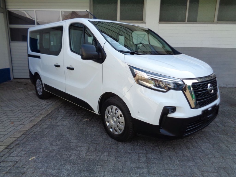 Nissan NV300