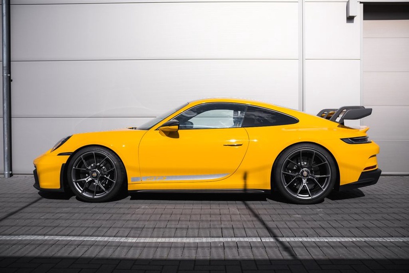 Porsche 992