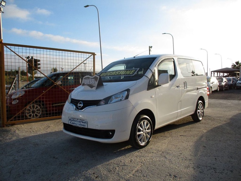 Nissan NV200