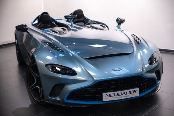 Aston Martin Vantage 2022