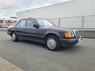 Mercedes-Benz E-Class 1987